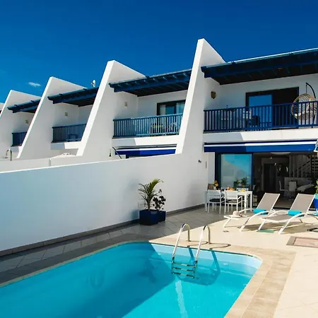 Villa Frontline 25, Modern Coastal Design With Amazing Views