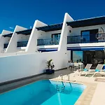 Villa Frontline 25, Modern Coastal Design With Amazing Views