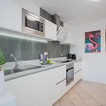 Frontline 25, Modern Coastal Design With Amazing Views Villa *